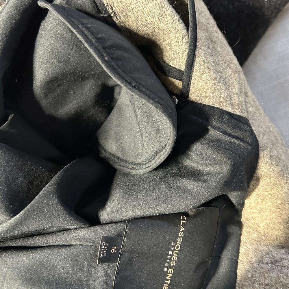 Classiques Entier Black and Cream Ombre Coat - Picture 11 of 11